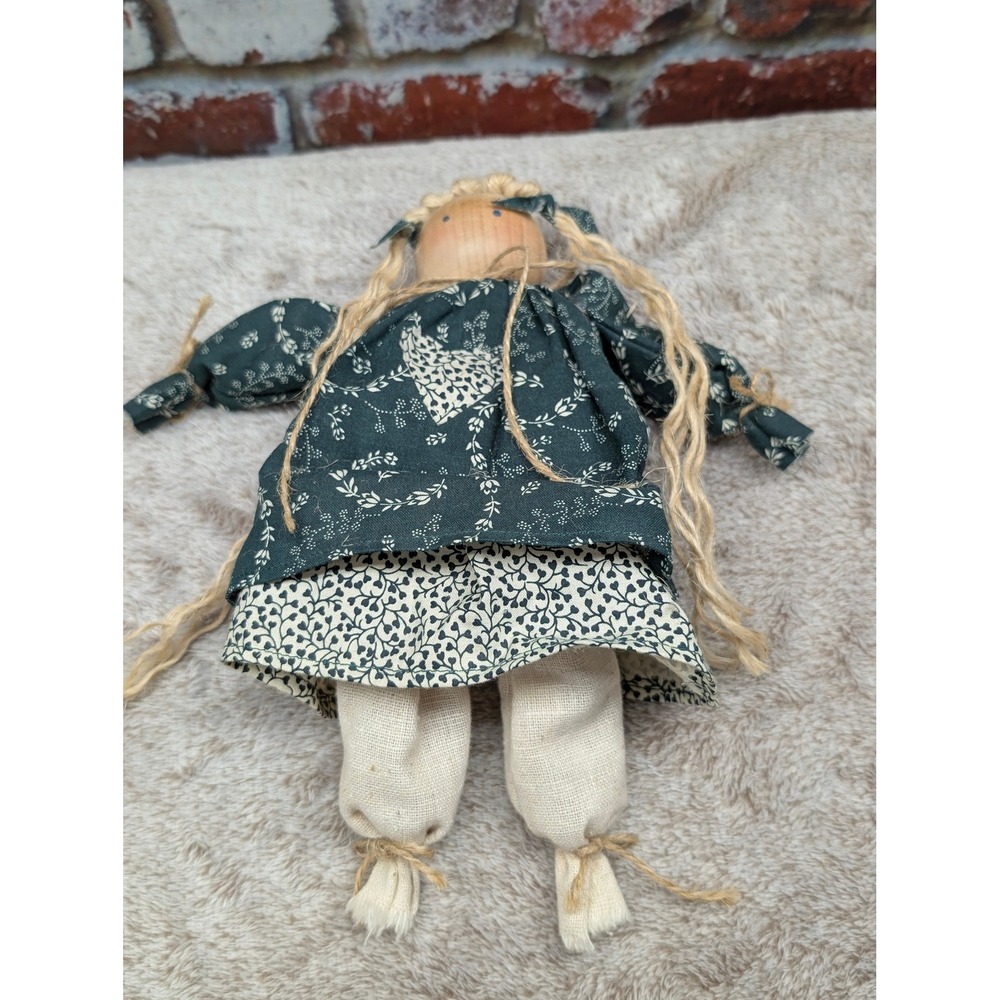 Handmade Primitive Bead Head Doll 80s Wood Block Body Shelf Sitter Green Dress - Picture 2 of 10